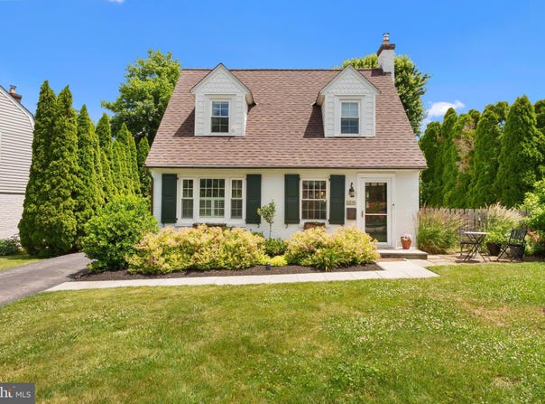 419 LOCUST Road, WAYNE, PA 19087