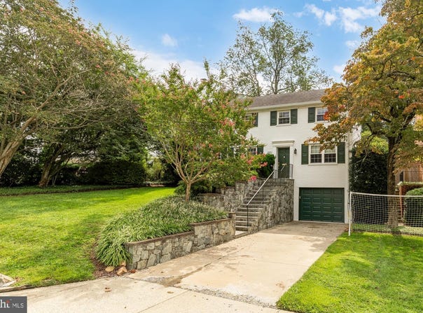 6210 WINSTON Drive, BETHESDA, MD 20817
