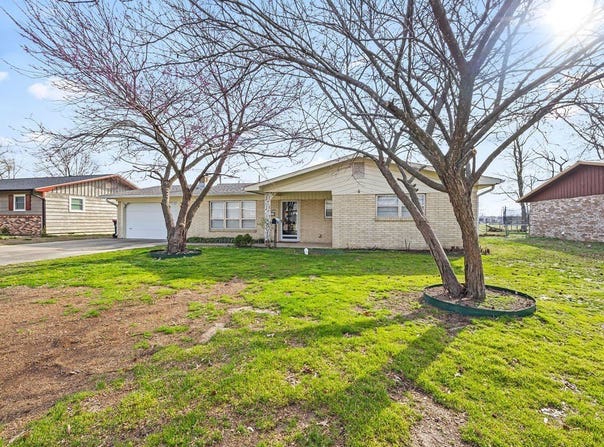 1405 Dyer Street, Springdale, AR 72762