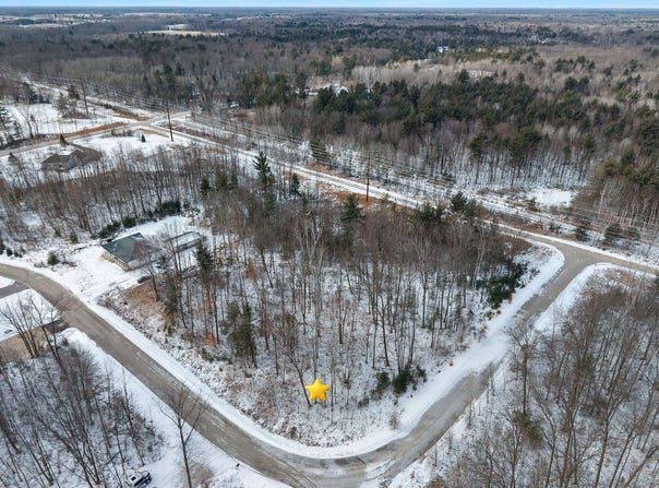 ALPHA Lane, ABRAMS, WI 54101
