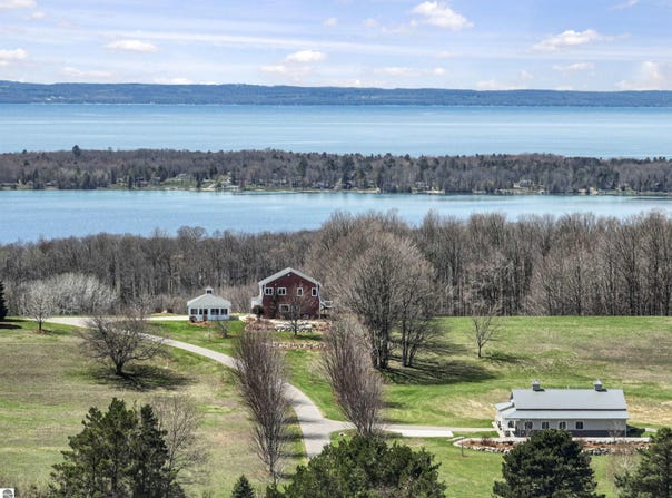 4133 Shadynook Road, Central Lake, MI 49622