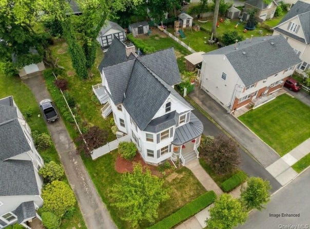 7 Clinton Place, Suffern, NY 10901