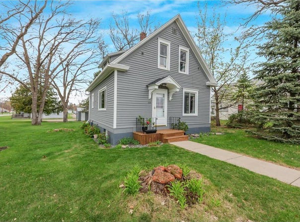 110 7th Street SE, Little Falls, MN 56345