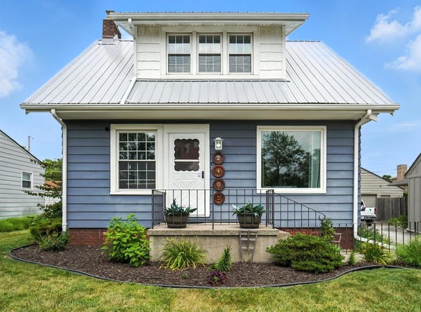 2402 Cambridge Boulevard, Fort Wayne, IN 46808