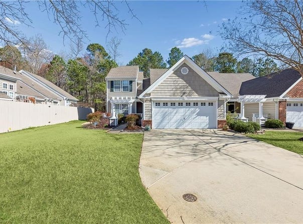 901 Overlook Terrace, Carrollton, VA 23314
