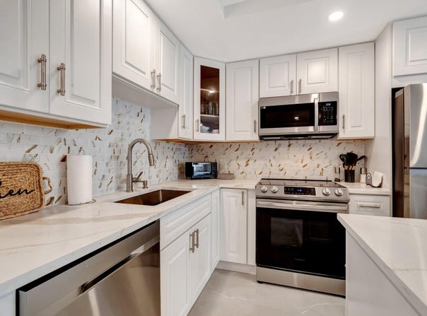 6 Lyndhurst A, Deerfield Beach, FL 33442