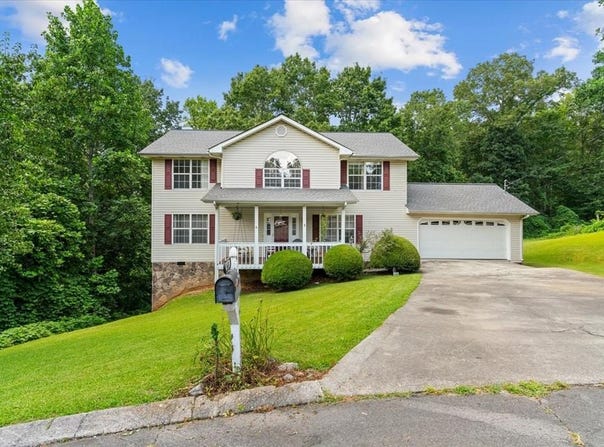 1626 Lagenia Court, DALTON, GA 30721