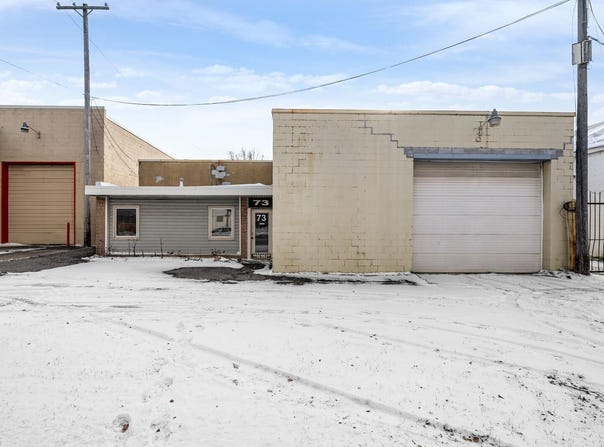 73 W Walton Boulevard, Pontiac, MI 48340
