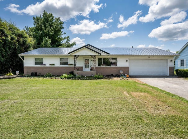 741 Wanda Street, Scottsburg, IN 47170