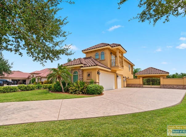 4429 Water's Edge, Harlingen, TX 78552