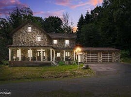 204 Bellemonte Avenue, Hawley, PA 18428