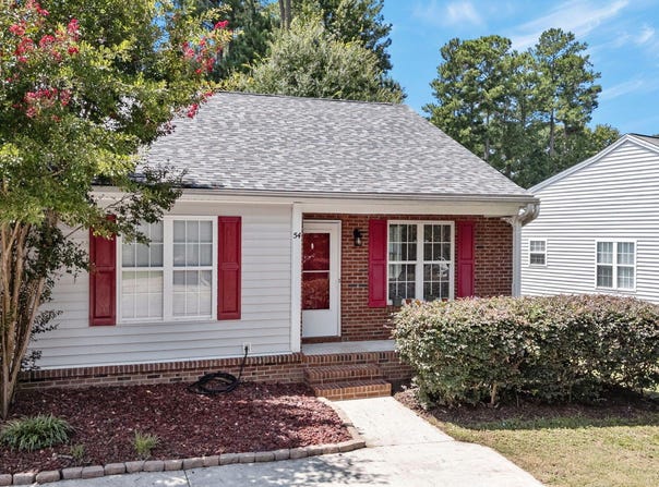 54 N Sussex Drive, Smithfield, NC 27577