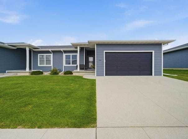 444 Autumn Lane, Cedar Falls, IA 50613