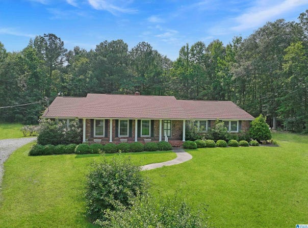 2821 YELLOWLEAF ROAD, CLANTON, AL 35045