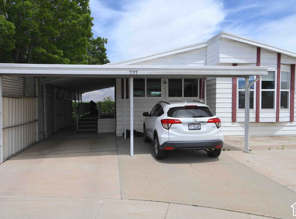 3800 S 1900 W, Roy, UT 84067