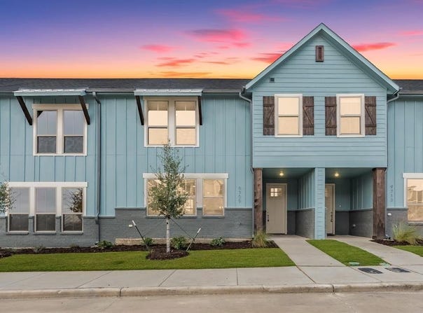 9709 Thorncrown Lane, Fort Worth, TX 76179