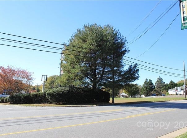 9B Main Avenue W, Taylorsville, NC 28681