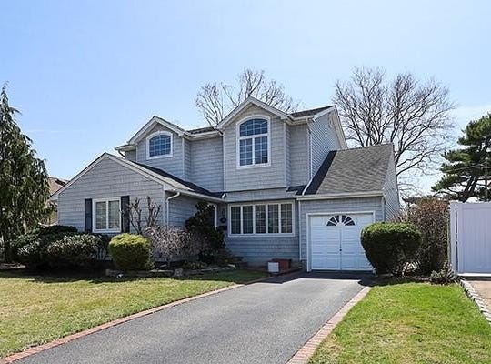 3646 Collector Lane, Bethpage, NY 11714