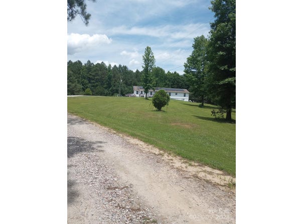 3108 Leon Drive, Blackstock, SC 29014