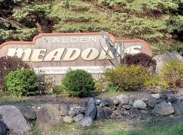 Alden Meadows lot: 43, Alden, MI 49612