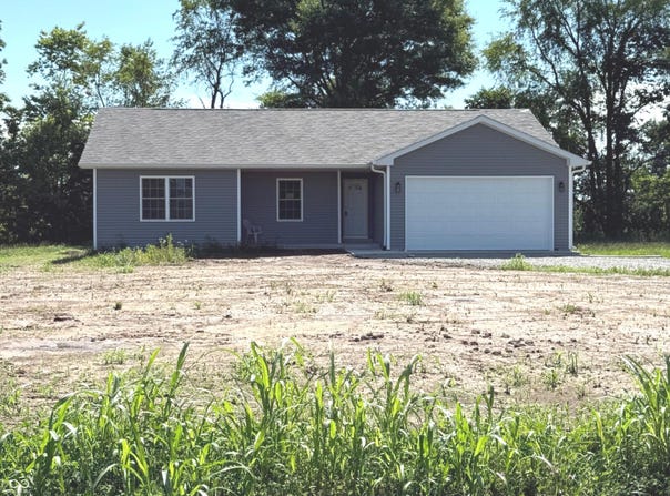 2071 S Friendship Drive, Paragon, IN 46166