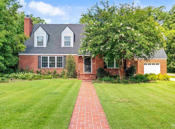 906 S Presley St, Atmore, AL 36502