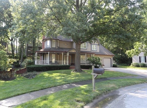 500 NW 44 Terrace, Gladstone, MO 64116