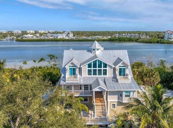 3 POINTE WAY, PLACIDA, FL 33946