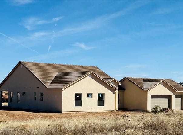39 Wildwood Drive, Edgewood, NM 87015