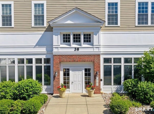 38 Hope Street, East Lyme, CT 06357