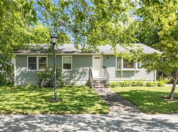430 Water Street, Warren, RI 02885