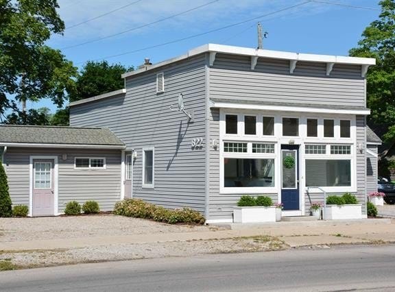 822 CASS STREET, TRAVERSE CITY, MI 49684