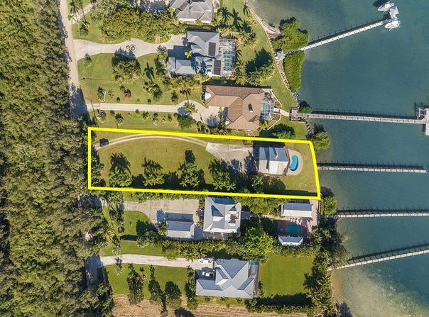 8820 44th Avenue, Sebastian, FL 32958