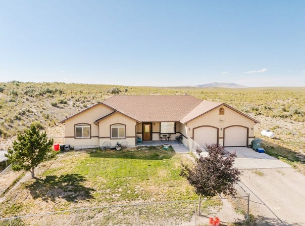 107 Bluecrest Place, Spring Creek, NV 89815