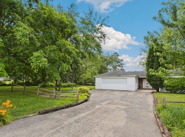 326 Old Mill, FRANKLIN GROVE, IL 61031