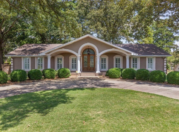 1905 Marietta Ave, Muscle Shoals, AL 35661