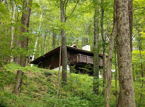 219 Sparrow Hawk Road, Rochester, VT 05767