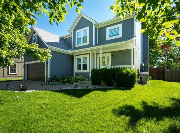 1002 N CLINTON Street, Olathe, KS 66061