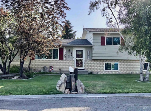 2726 Fairmont Drive, Burley, ID 83318
