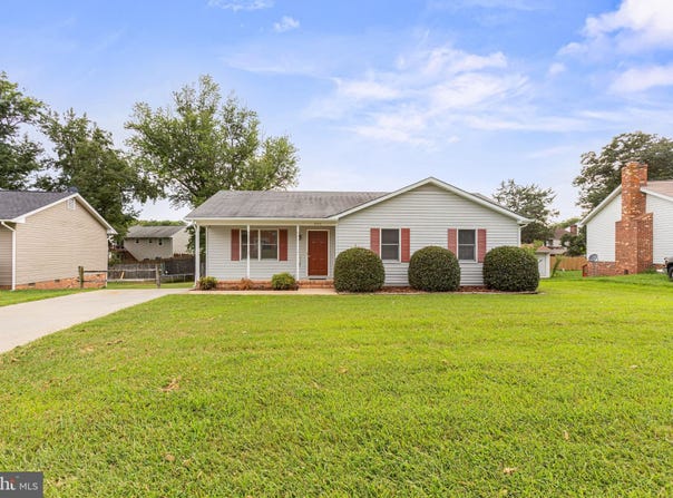806 SHAMROCK DRIVE, FREDERICKSBURG, VA 22407