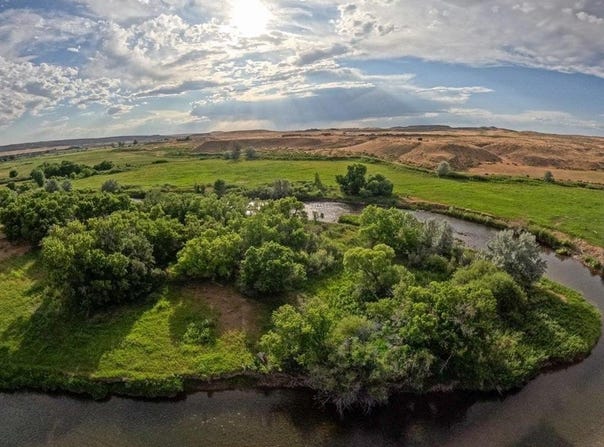 1520 Hwy 31, Hyattville, WY 82428