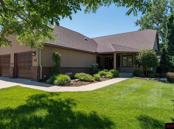 117 Apple Nook Court, Mankato, MN 56001