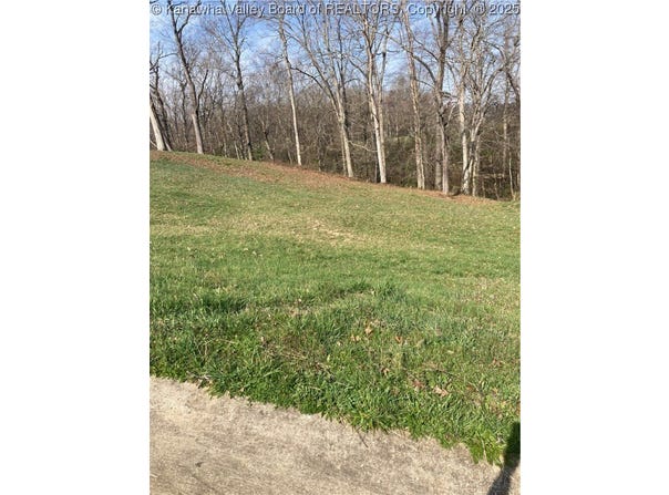 118 Long Meadow Estates, Scott Depot, WV 25560