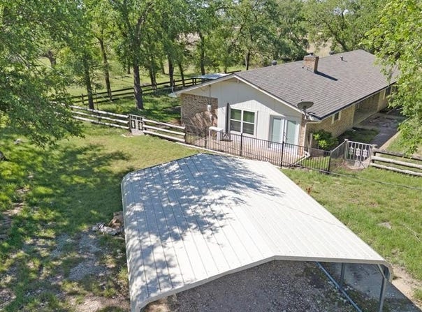 1830 Fm 221, Hamilton, TX 76531