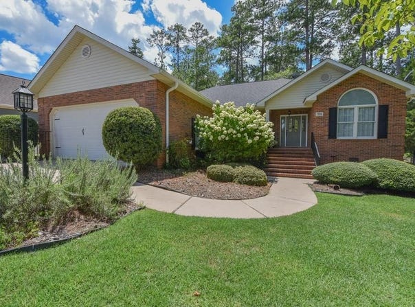 306 Greenview Ct, McCormick, SC 29835