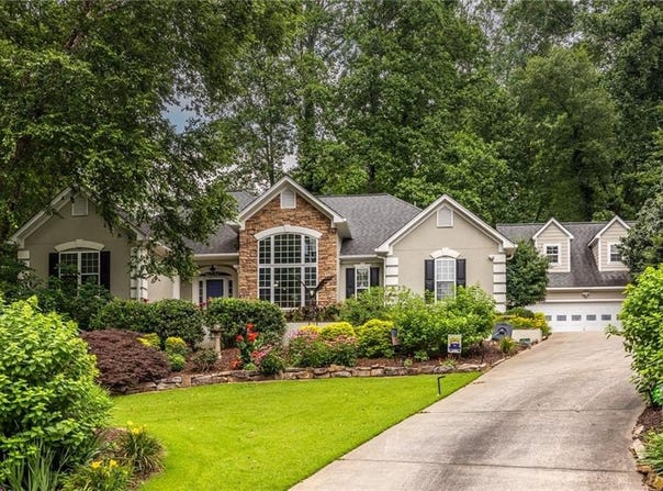 3300 Pierce Street, College Park, GA 30337