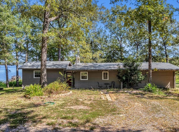 895 Fm 3288 E, Jacksonville, TX 75766