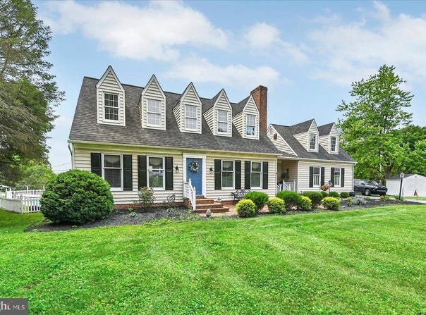 11 THOMAS CIRCLE, NEW FREEDOM, PA 17349