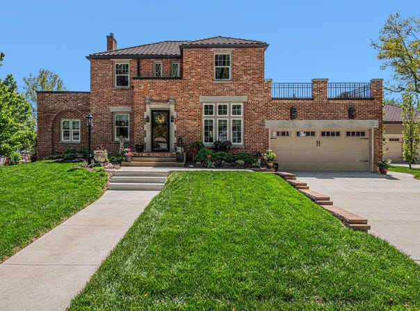1020 E VALLEY ST Street, RED OAK, IA 51566