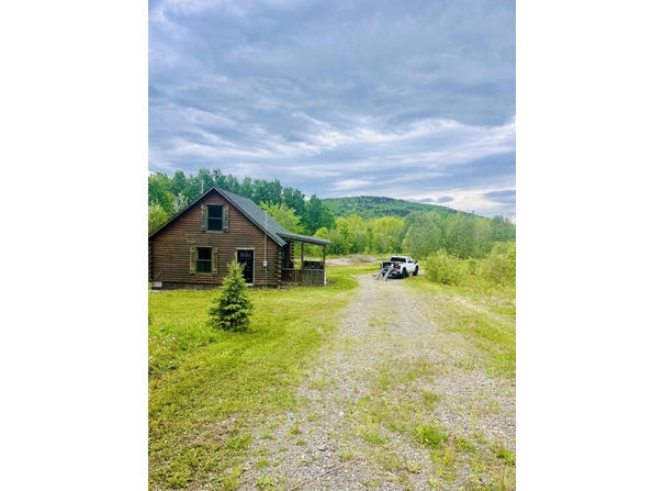 2048 County Road, New Limerick, ME 04761